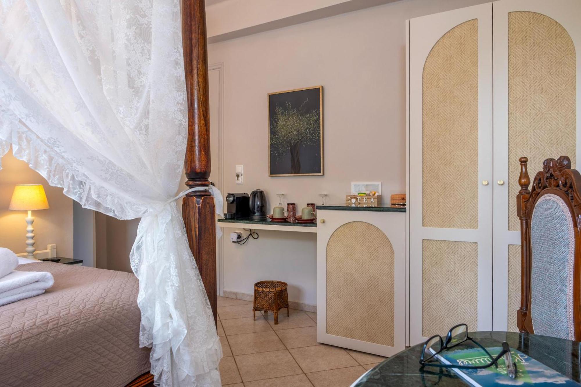 Santa Elena Boutique Rooms Chania  ภายนอก รูปภาพ